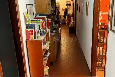 Casa in vendita, Via Ferrara, Prato