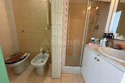 Casa in vendita, Via Castelfidardo, Roma