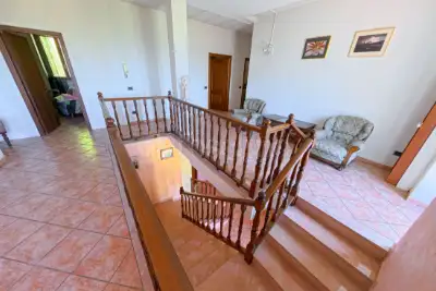 Casa Indipendente in vendita, Via Provinciale, Marchirolo