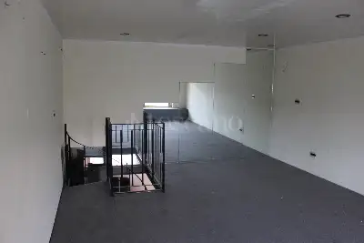 Negozio in vendita, Via Zamosch, Cassino