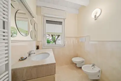 Casa in vendita, Via Dante Alighieri, Desenzano del Garda