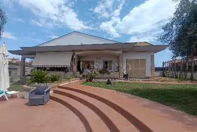 Villa Bifamiliare in vendita, Via dei Mille, Anzio