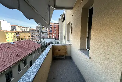 Casa in vendita, Via Curio Dentato, Milano