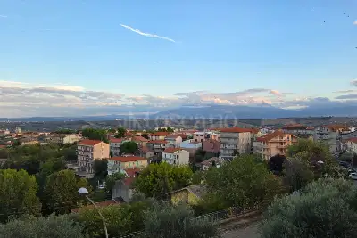 Casa in vendita, Via Degli Uliveti 34, Loreto Aprutino
