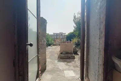 Palazzo in vendita, Via Roma, San Giovanni la Punta