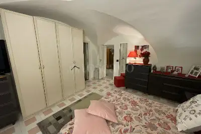 Casa Indipendente in vendita, Via Canfora, Catania