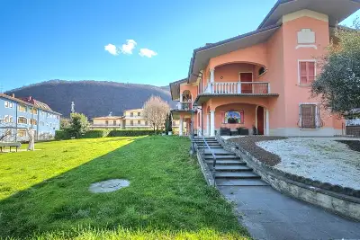 Villa in vendita, Via F. Petrarca, Sarezzo