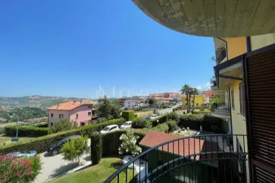Villino a Schiera in vendita, Via Villa Mosca, Teramo