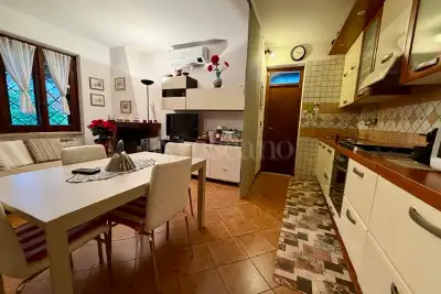 Villa Plurifamiliare in vendita, via degli Anemoni 3, Sabaudia