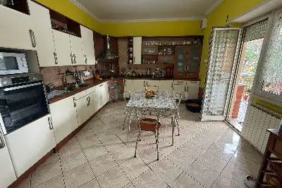 Casa in vendita, Viale dei Romagnoli, Roma