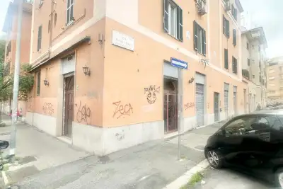 Negozio in affitto, Via Luigi Cibrario, Roma