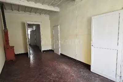 Casa Indipendente in vendita, Via Mazzini, Montalcino