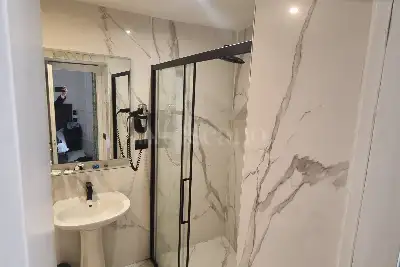 Albergo in vendita, Via Firenze, Roma