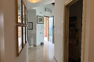 Villa in vendita, Via Mariola, Gussago