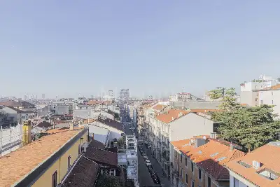 Casa in vendita, Via Macedonio Melloni, Milano