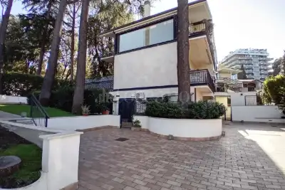 House for sale, Largo dell'Artide, Roma