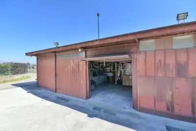 Casa Indipendente in vendita, Via Spluga, Cantù