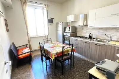 Casa in vendita, Via Mattia Montecchi, Genova