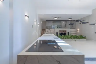 Casa Indipendente in vendita, Via Francesco Melzi d'Eril 18, Milano