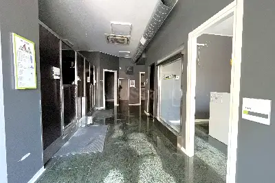 Negozio in vendita, Via Luigi Rava, Roma