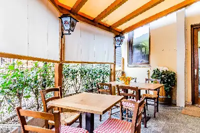 Attività Commerciale in vendita, Via Marconi, Besano