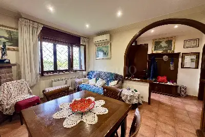 Casa Indipendente in vendita, Via Plutone, Fiumicino