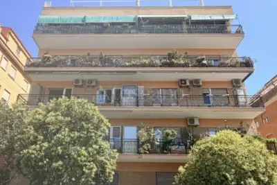 Casa in vendita, Via Cavour, Pomezia