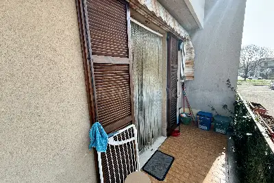 Villino a Schiera in vendita, Via Donatello, Brescia