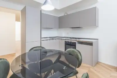 Casa in vendita, Via Giovanni da Procida 25, Milano