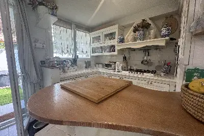 Villa in vendita, Via Cristoforo Colombo 2171, Roma