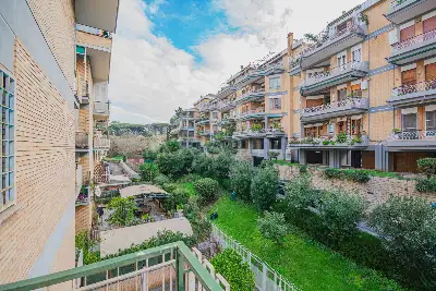 Casa in vendita, Via Virginia Agnelli , Roma