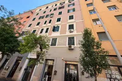 Negozio in vendita, Via Etruria, Roma
