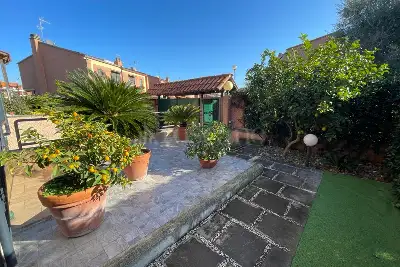 Villa Bifamiliare in vendita, Via Mario Lanza, Roma