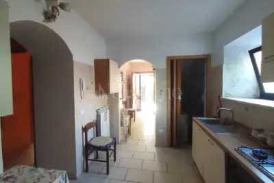 Villino a Schiera in vendita, Via dell'Aquila 13, L'Aquila