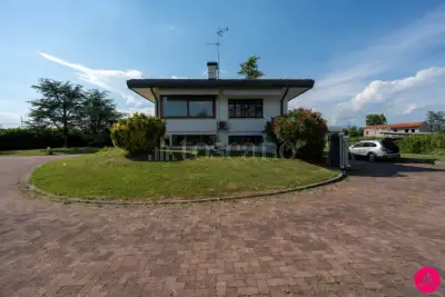 Villa in vendita, Via Taglio, Brugnera