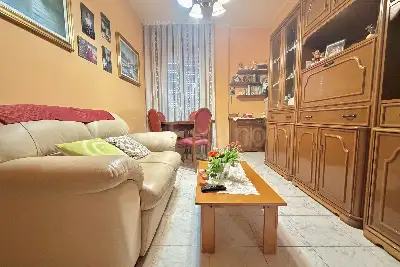 Casa in vendita, Milano via Bellarmino, Milano