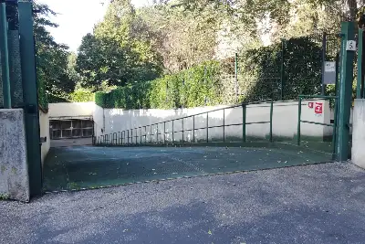 Box in vendita, Via Alberto Bergamini, Roma