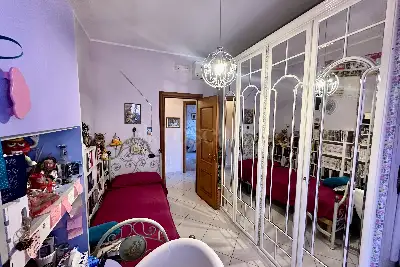 Casa in vendita, Via A. Manzoni, San Nicola la Strada