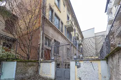 Loft in vendita, Viale Emilio Caldara, Milano