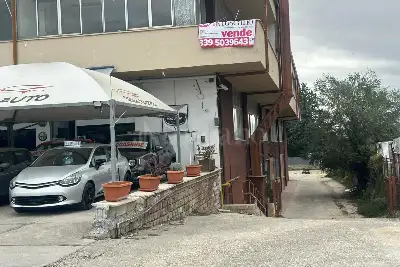 Negozio in affitto, Via Pertini, Avezzano