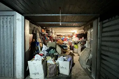 Box in vendita, Via Pasubio, Milano