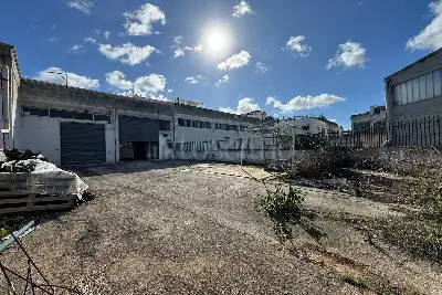 Capannone in affitto, Via Stazione, Ostuni