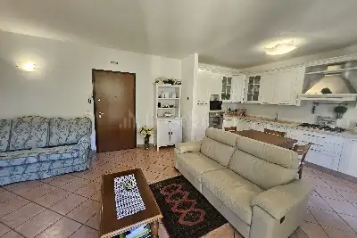 Casa in vendita, Via Villa Sera, Caino, Caino