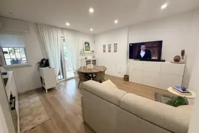 Casa in vendita, Via Varrone, Pomezia