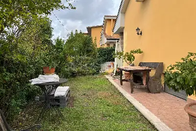 Villino a Schiera in vendita, Via Ferdinando Paoletti, Roma