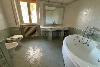 Villa in vendita, Via Casal Saraceno, Roma