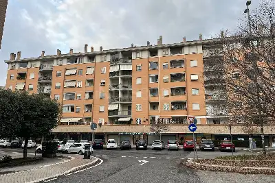 Casa in vendita, Via Bruno de Finetti, Roma