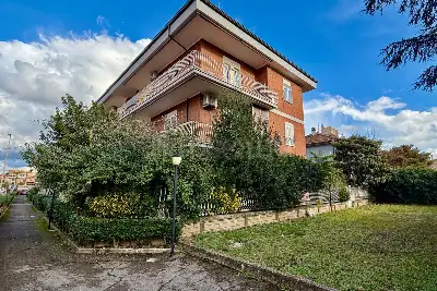 Casa in vendita, Via Fratelli Wright, Ciampino