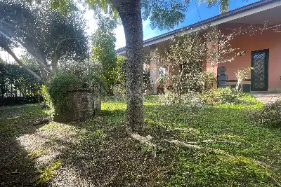 Villa Bifamiliare in vendita, Via Bernardo Quaranta, Roma