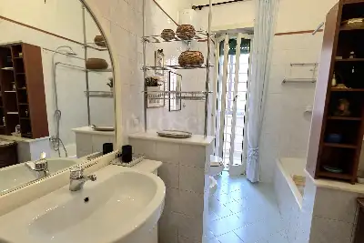 Casa in vendita, Via dei Baglioni, Roma